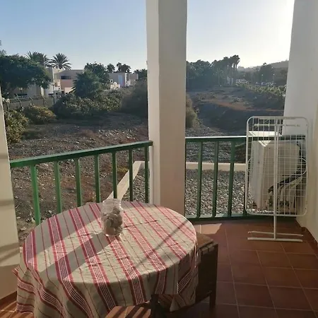 Apto. Acogedor En Bahia Feliz A 100mts De La Playa Apartman
